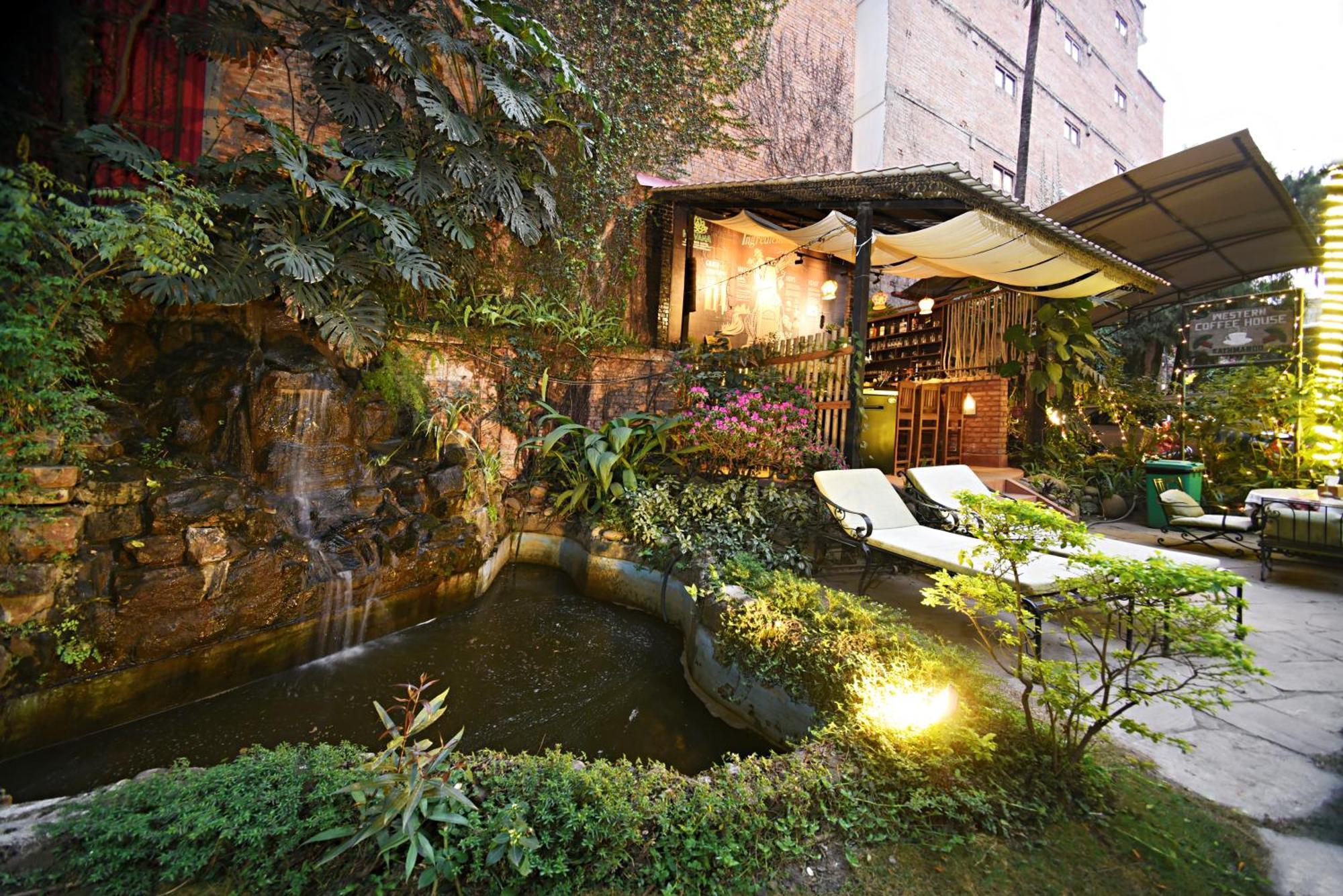 Nirvana Boutique Hotel Kathmandu Exterior photo